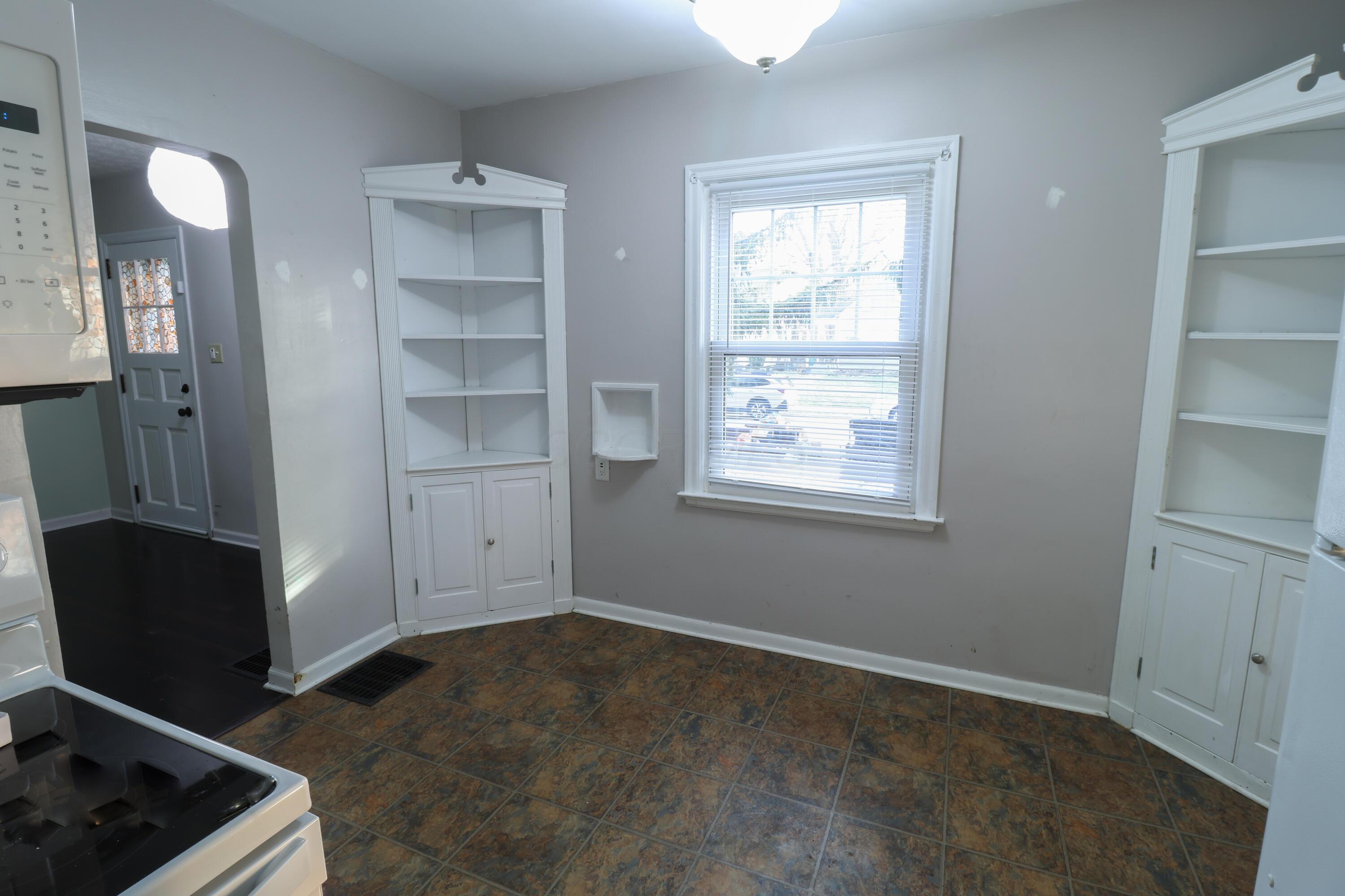 970 Piedmont Road Columbus, OH 43224 - Photo 8 of 17 853A9652-2