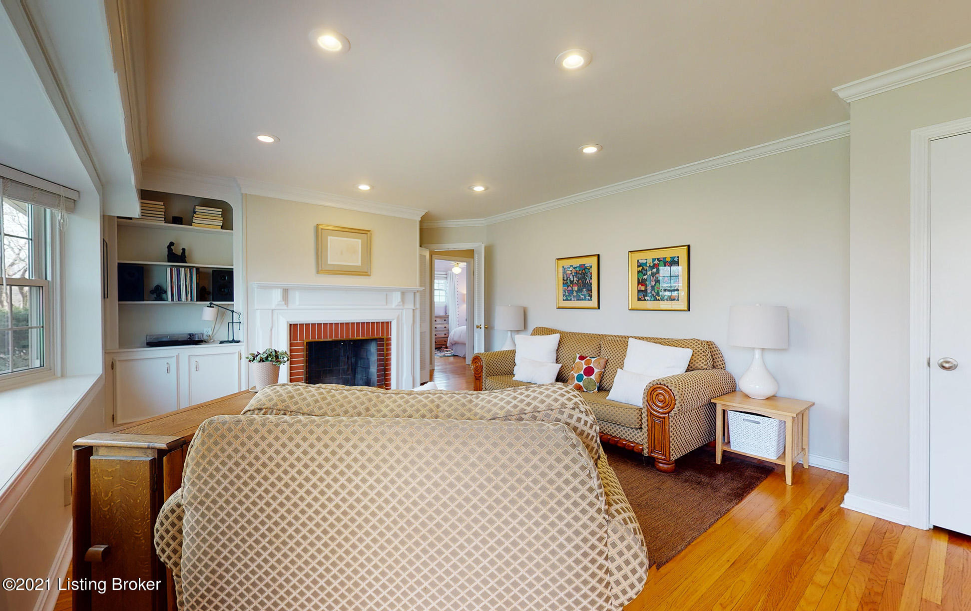 4242 Middlebrook Road Louisville, KY 40207 - Photo 5 of 57 4242-Middlebrook-Rd-20210324-006