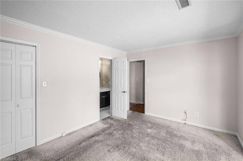 1722 Ternberry Road High Point, NC 27262 - Photo 4 of 16 Bedroom on main with full bath