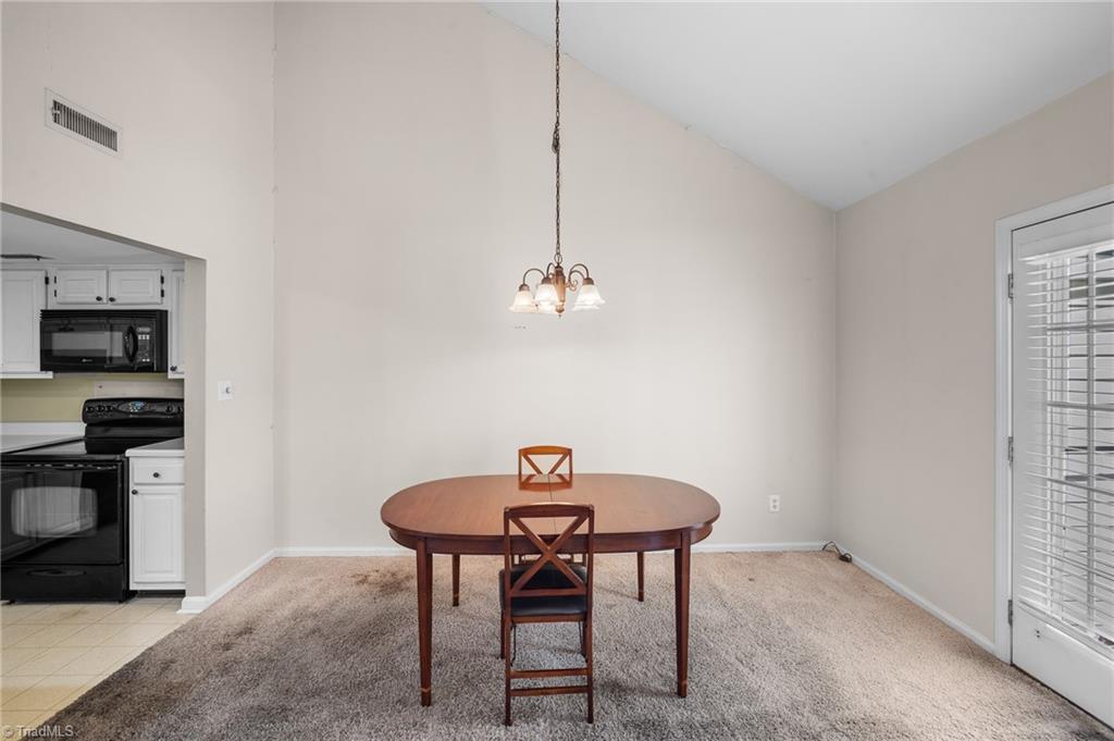 1722 Ternberry Road High Point, NC 27262 - Photo 8 of 16 Gallery Image 8
