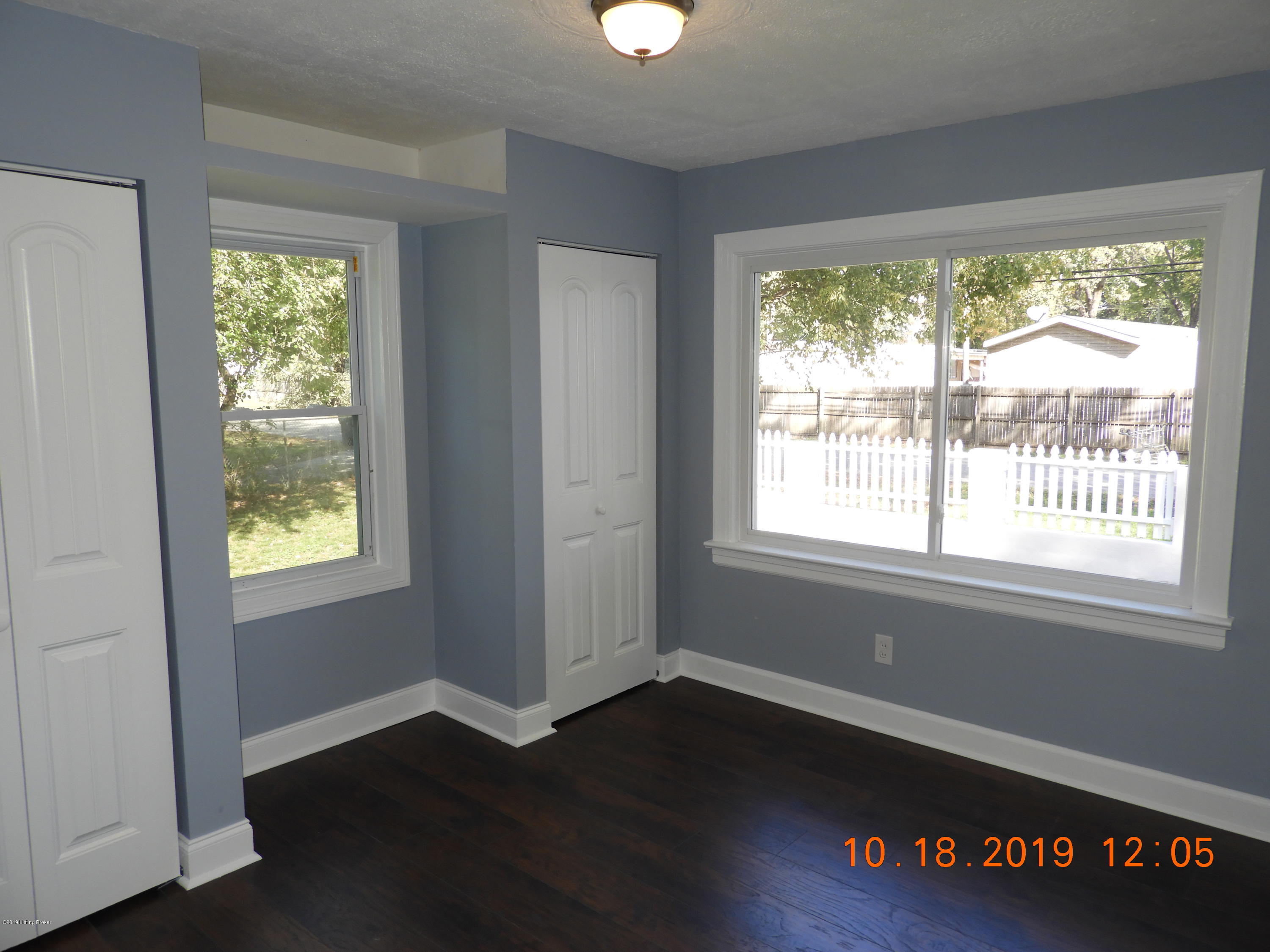 3306 Farnsley Road Louisville, KY 40216 - Photo 13 of 76 DSCN4705