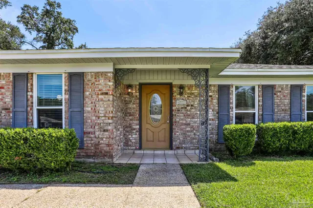 $319,900 | 4221 Burtonwood Drive, Pensacola, FL 32514