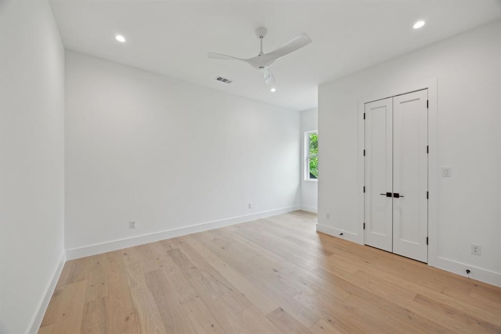 3815 Hawick Lane Dallas, TX 75220 - Photo 30 of 39