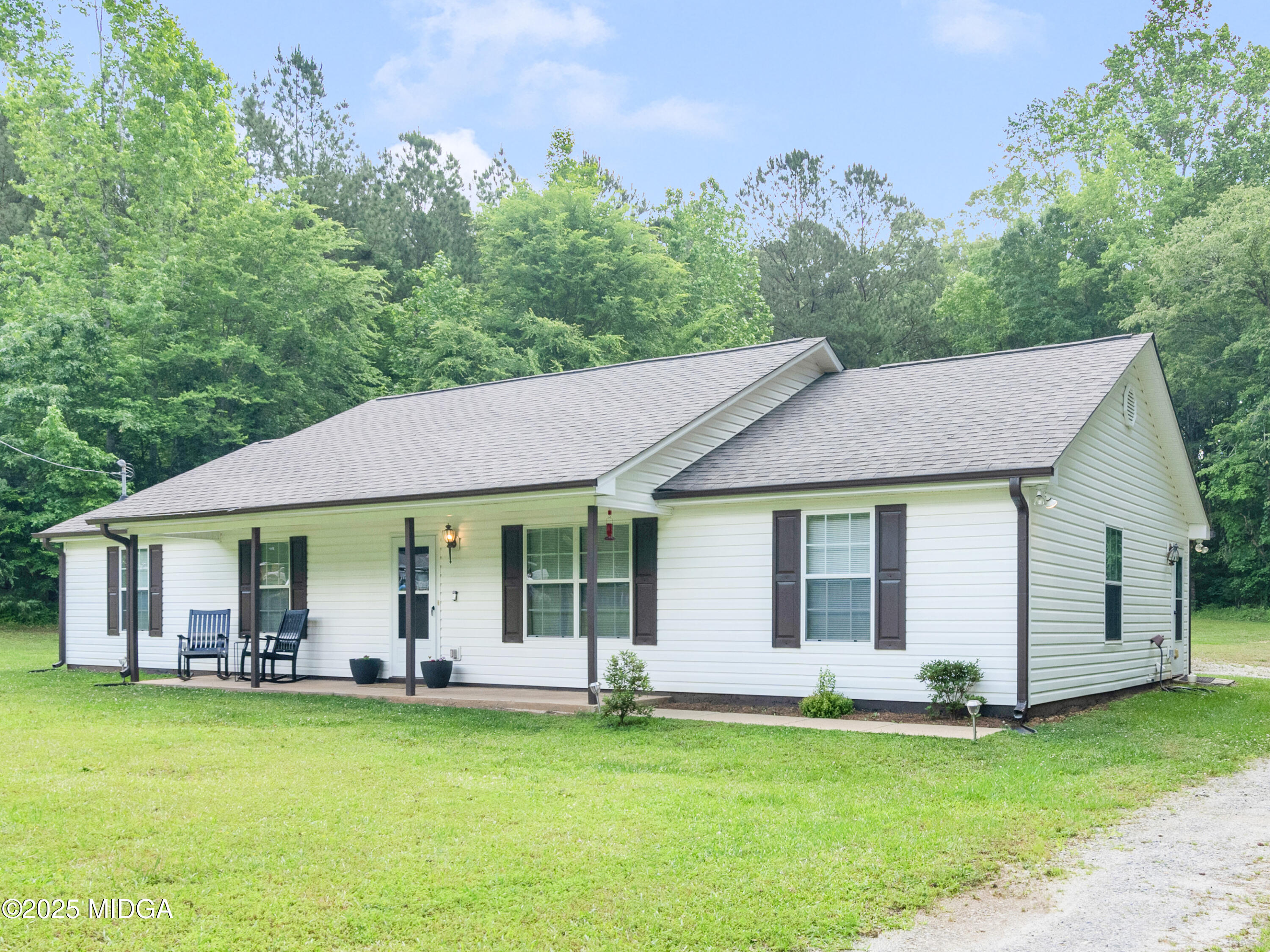 500 Moon Road Griffin, GA 30223 - Photo 2 of 47 Front