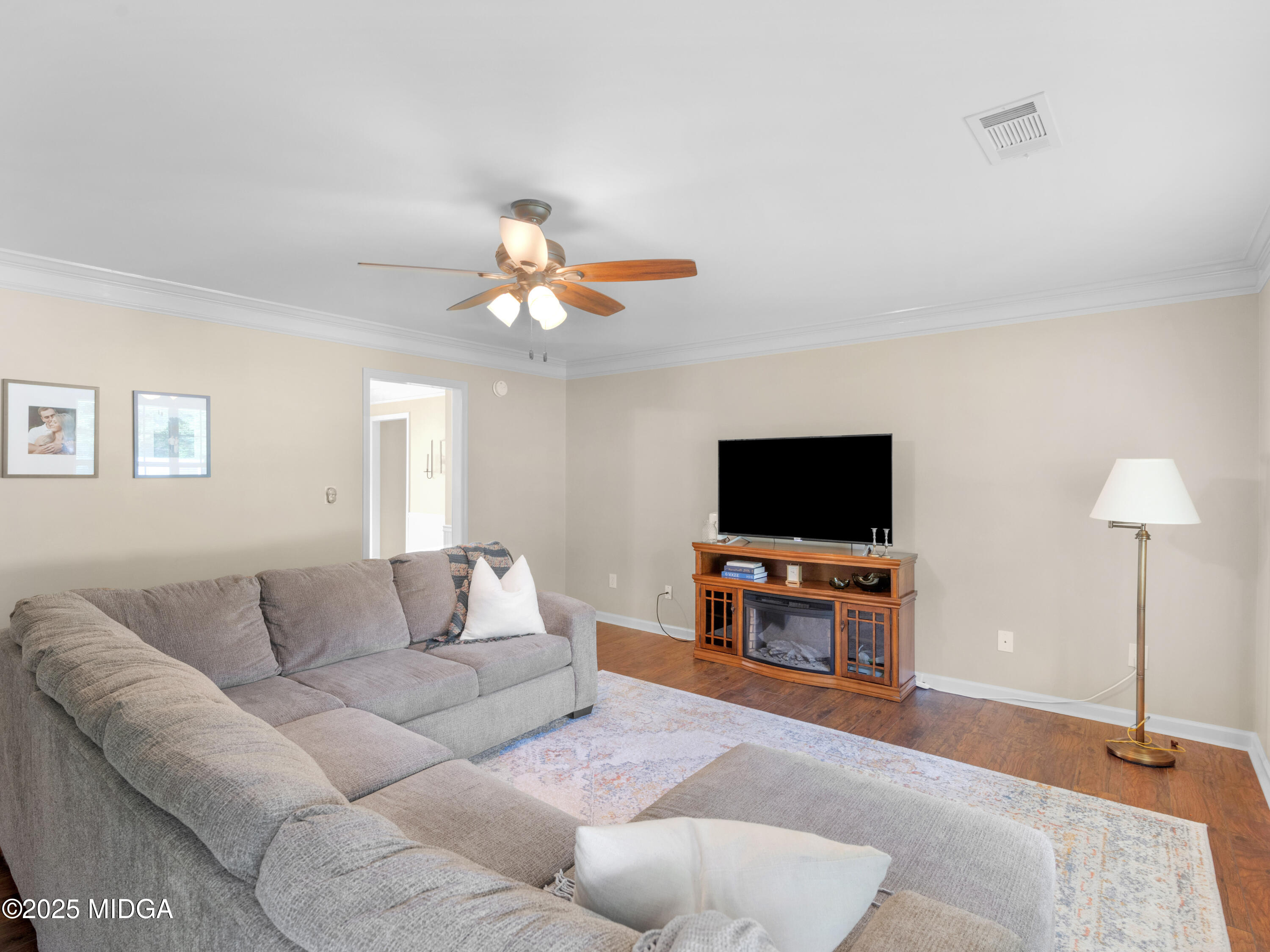 500 Moon Road Griffin, GA 30223 - Photo 4 of 47 Living Room