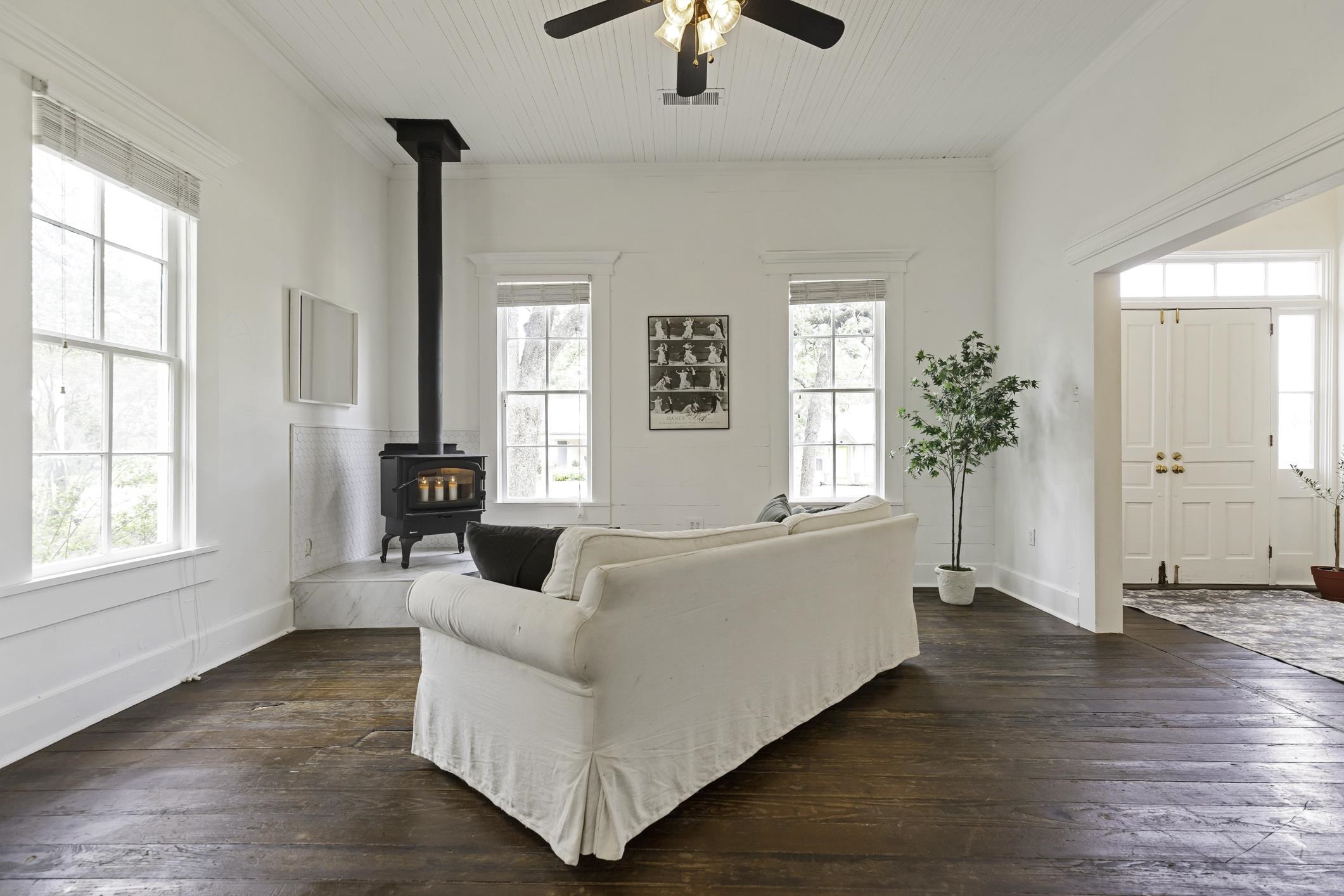 409 North Main Street Burnet, TX 78611 - Photo 6 of 30