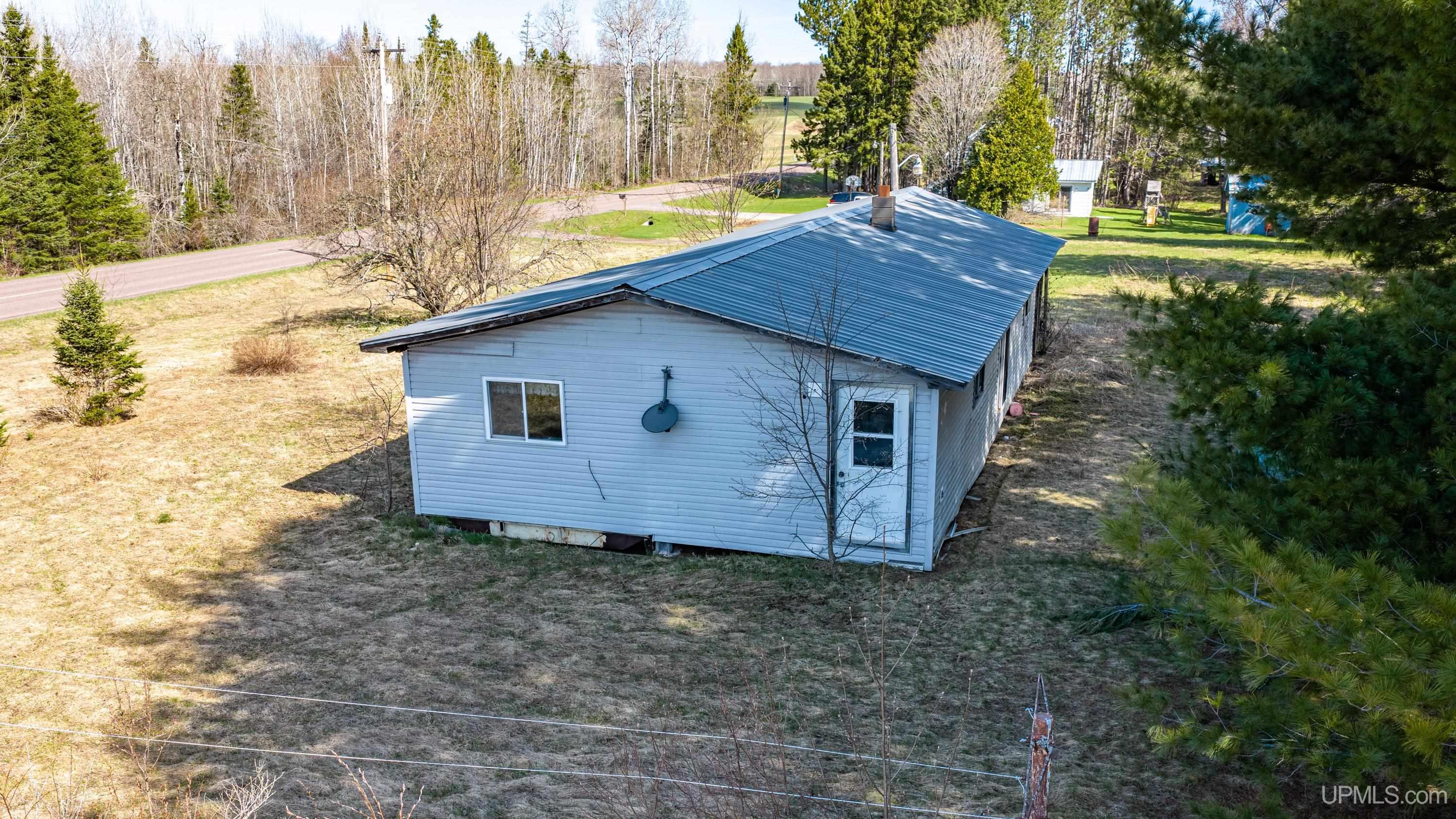 35698 Tapiola Road Chassell, MI 49916 - Photo 47 of 60