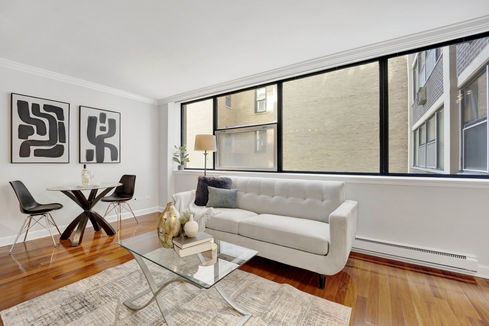 3110 North Sheridan Road, Unit 1003 Chicago, IL 60657 - Photo 3 of 19