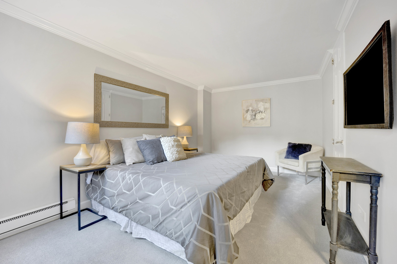 3110 North Sheridan Road, Unit 1003 Chicago, IL 60657 - Photo 9 of 19