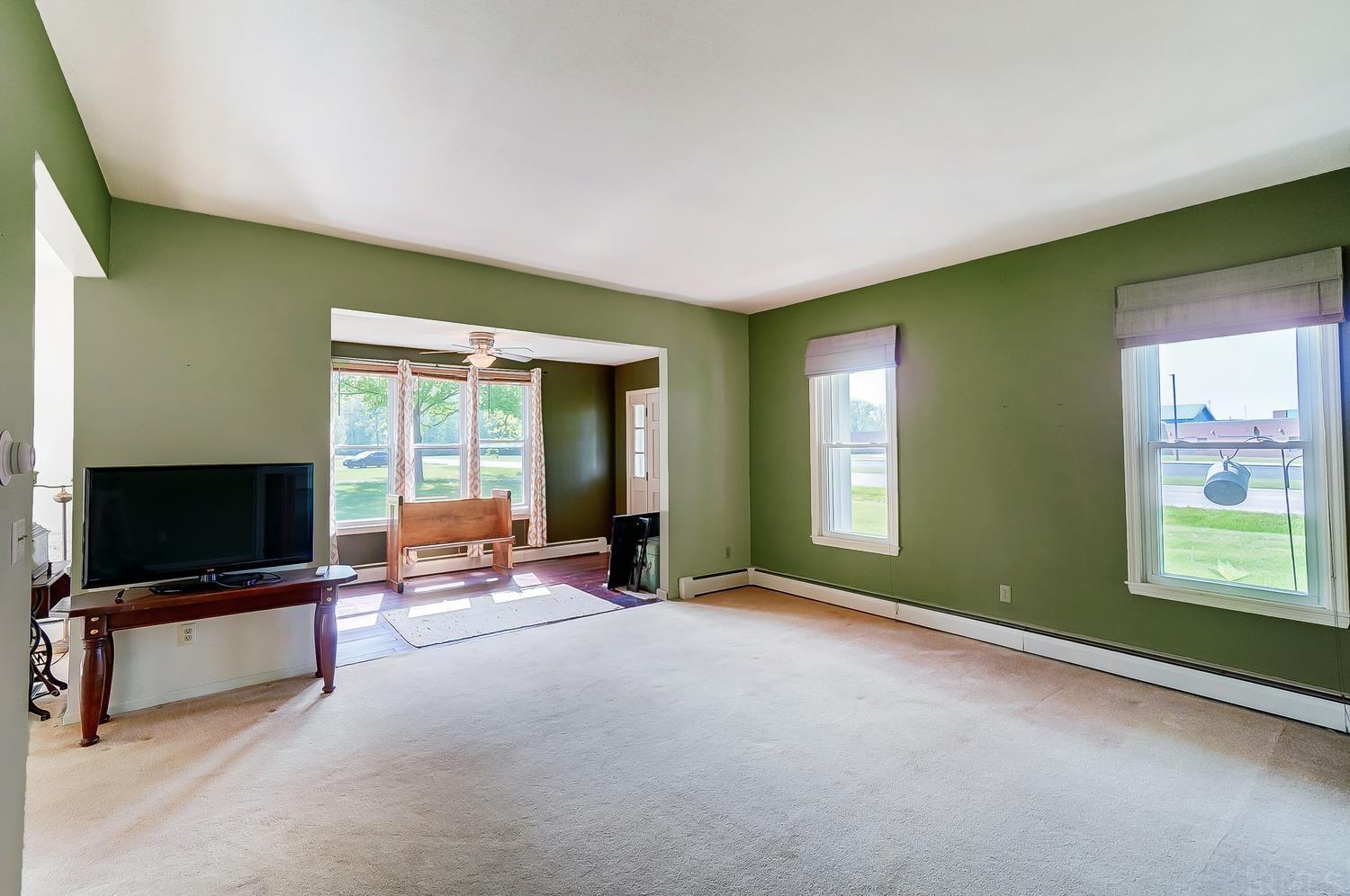 3816 Hathaway Road Fort Wayne, IN 46818 - Photo 7 of 35 Gallery Image 7