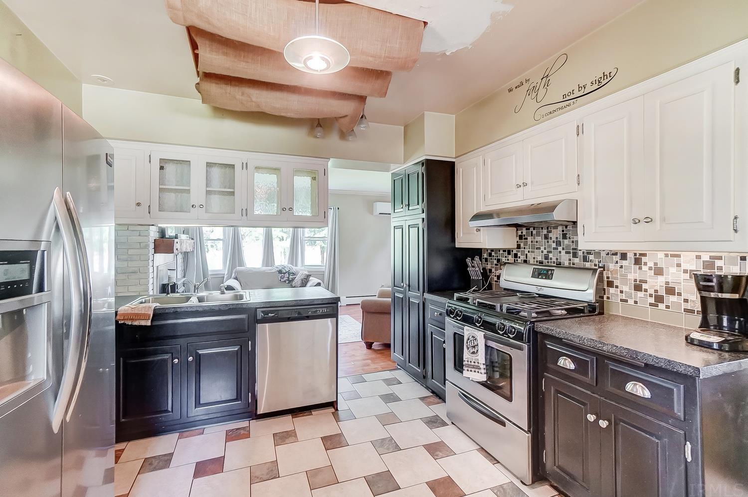 3816 Hathaway Road Fort Wayne, IN 46818 - Photo 9 of 35 Gallery Image 9