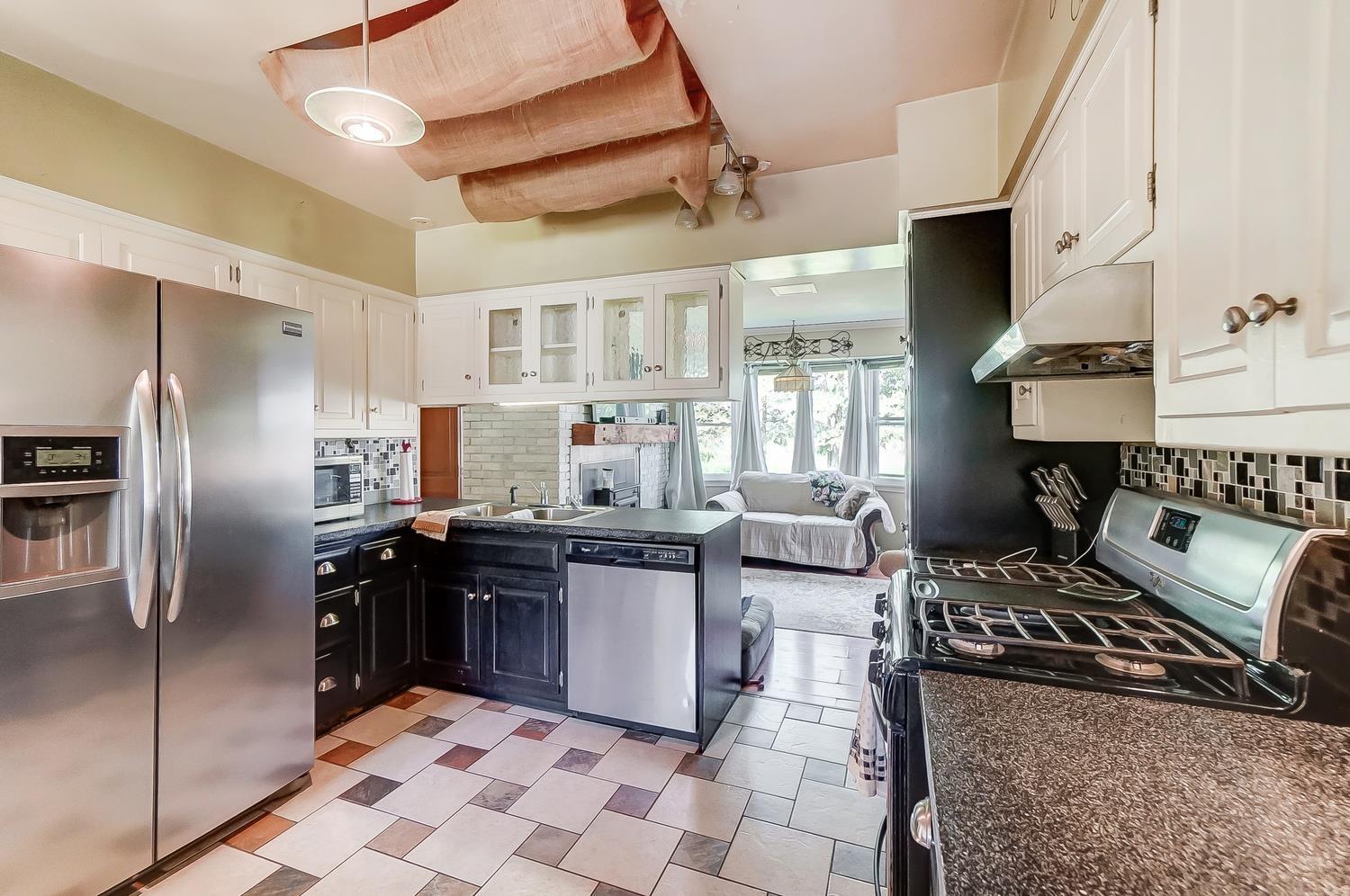 3816 Hathaway Road Fort Wayne, IN 46818 - Photo 10 of 35 Gallery Image 10