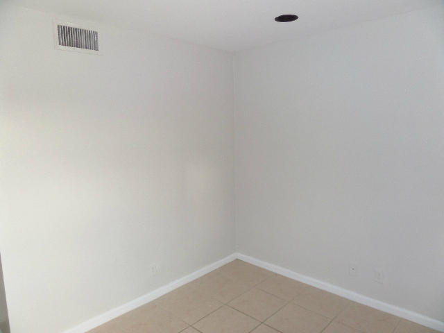 690 Kingsbridge Street, Unit 15 Boca Raton, FL 33487 - Photo 12 of 15 SAM_0367