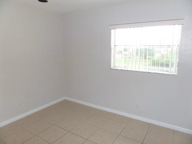 690 Kingsbridge Street, Unit 15 Boca Raton, FL 33487 - Photo 14 of 15 SAM_0369