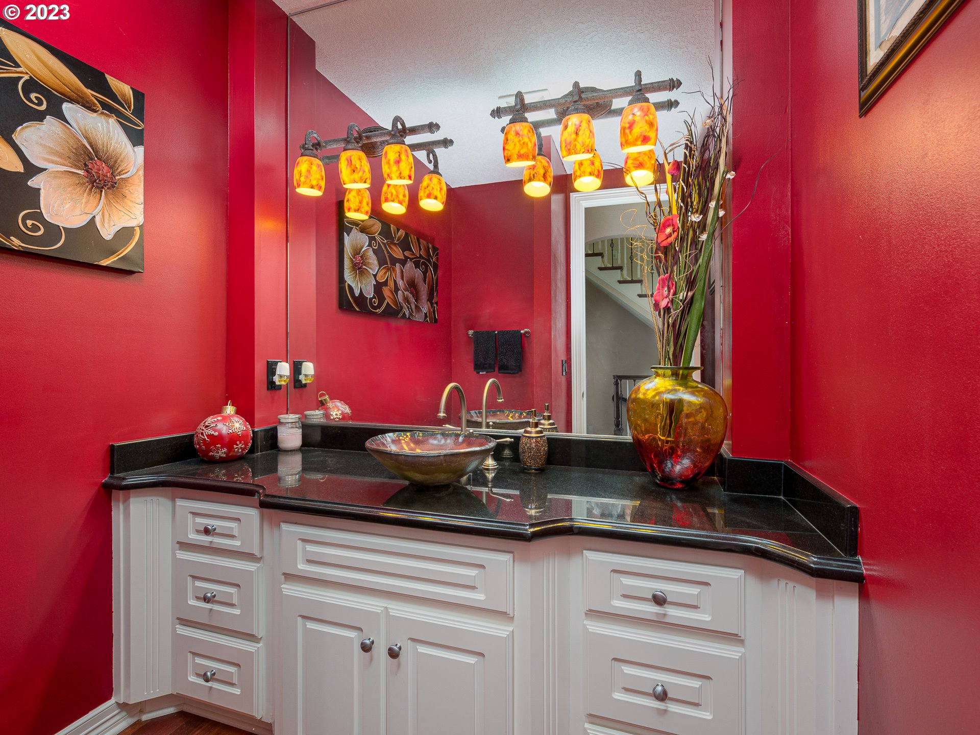 565 Southeast 46th Drive Gresham, OR 97080 - Photo 32 of 48 a bathroom with a sink and a mirror