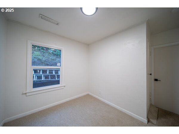 428 Elm Avenue Reedsport, OR 97467 - Photo 14 of 37 Bedroom