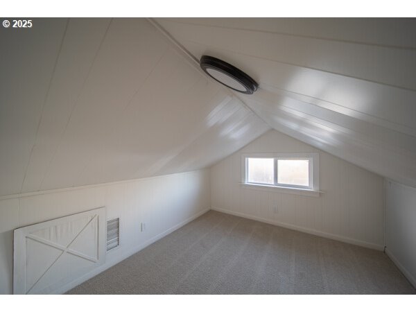 428 Elm Avenue Reedsport, OR 97467 - Photo 20 of 37 Bonus Room