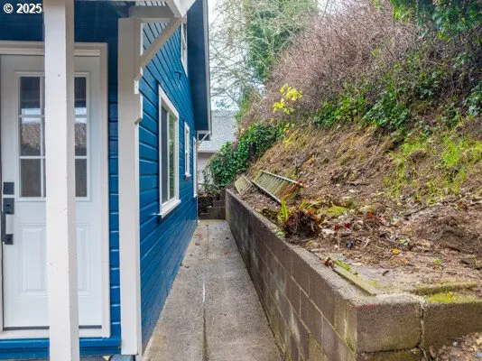 $299,000 | 428 Elm Avenue, Reedsport, OR 97467