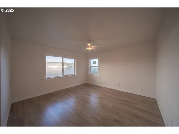 $299,000 | 428 Elm Avenue, Reedsport, OR 97467