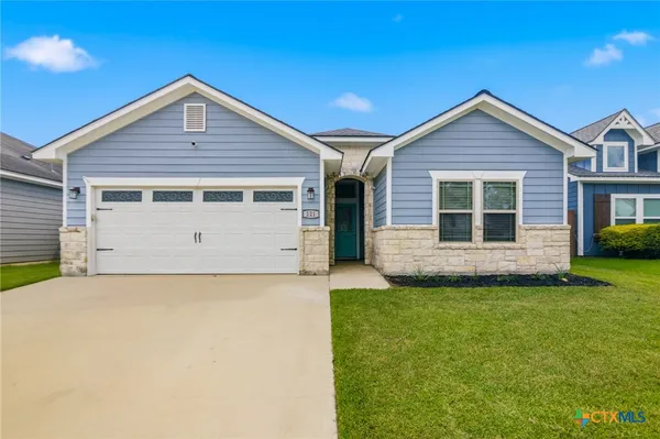 $285,000 | 121 Nantucket Avenue, Victoria, TX 77904
