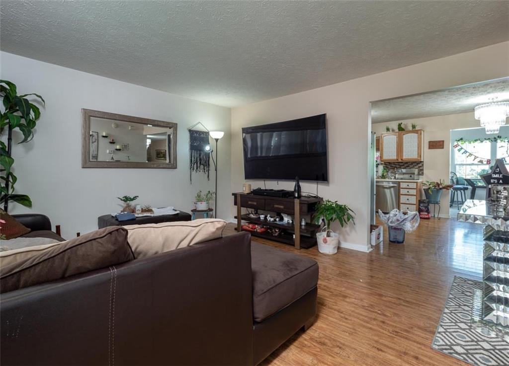 950 Weeping Way Lane Avon, IN 46123 - Photo 5 of 26