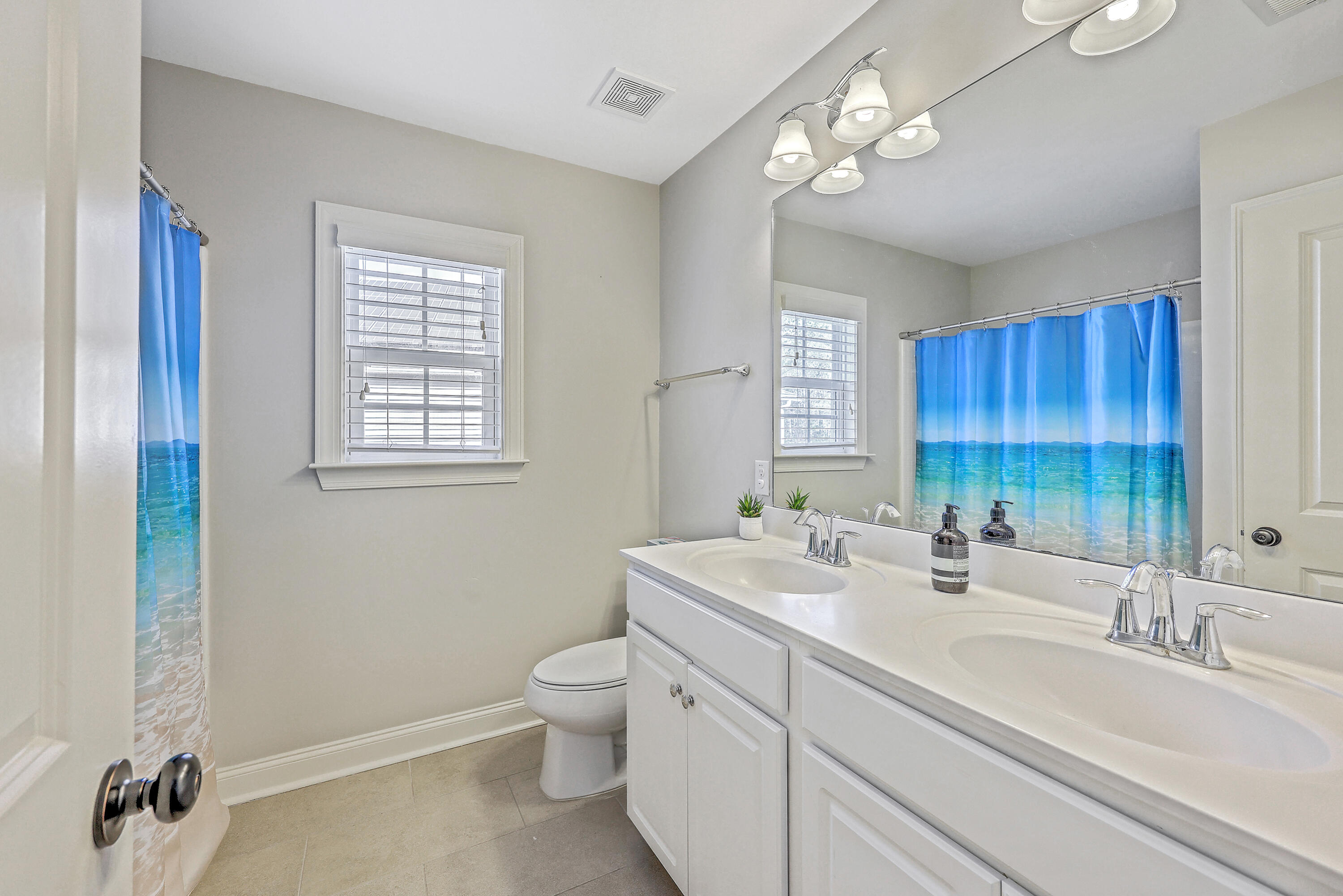 1031 Banker Court Mount Pleasant, SC 29429 - Photo 32 of 44 ZYN_5493_4_5_6_7_8_9