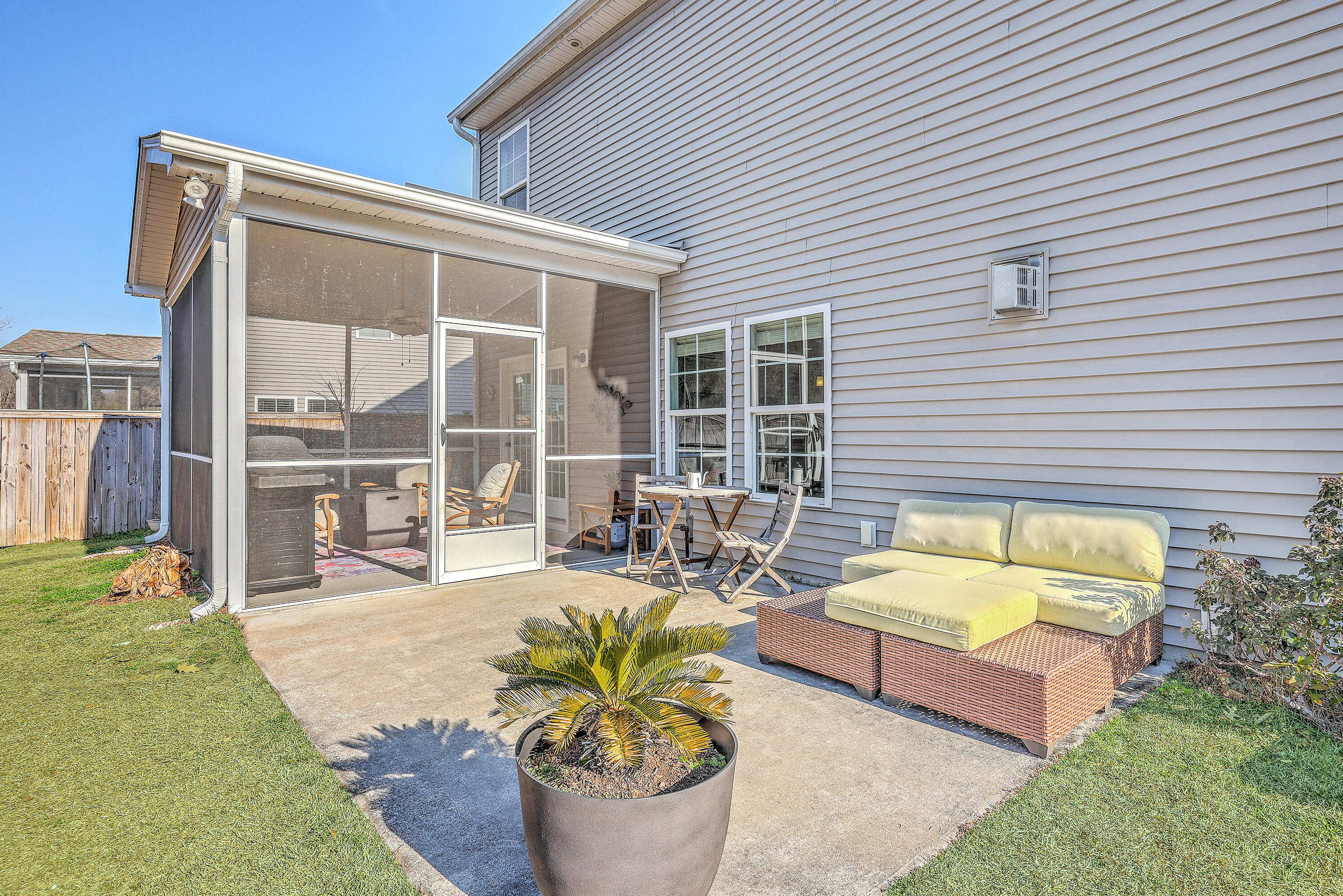 1031 Banker Court Mount Pleasant, SC 29429 - Photo 34 of 44 ZYN_5507_08_09_10_11_12_13