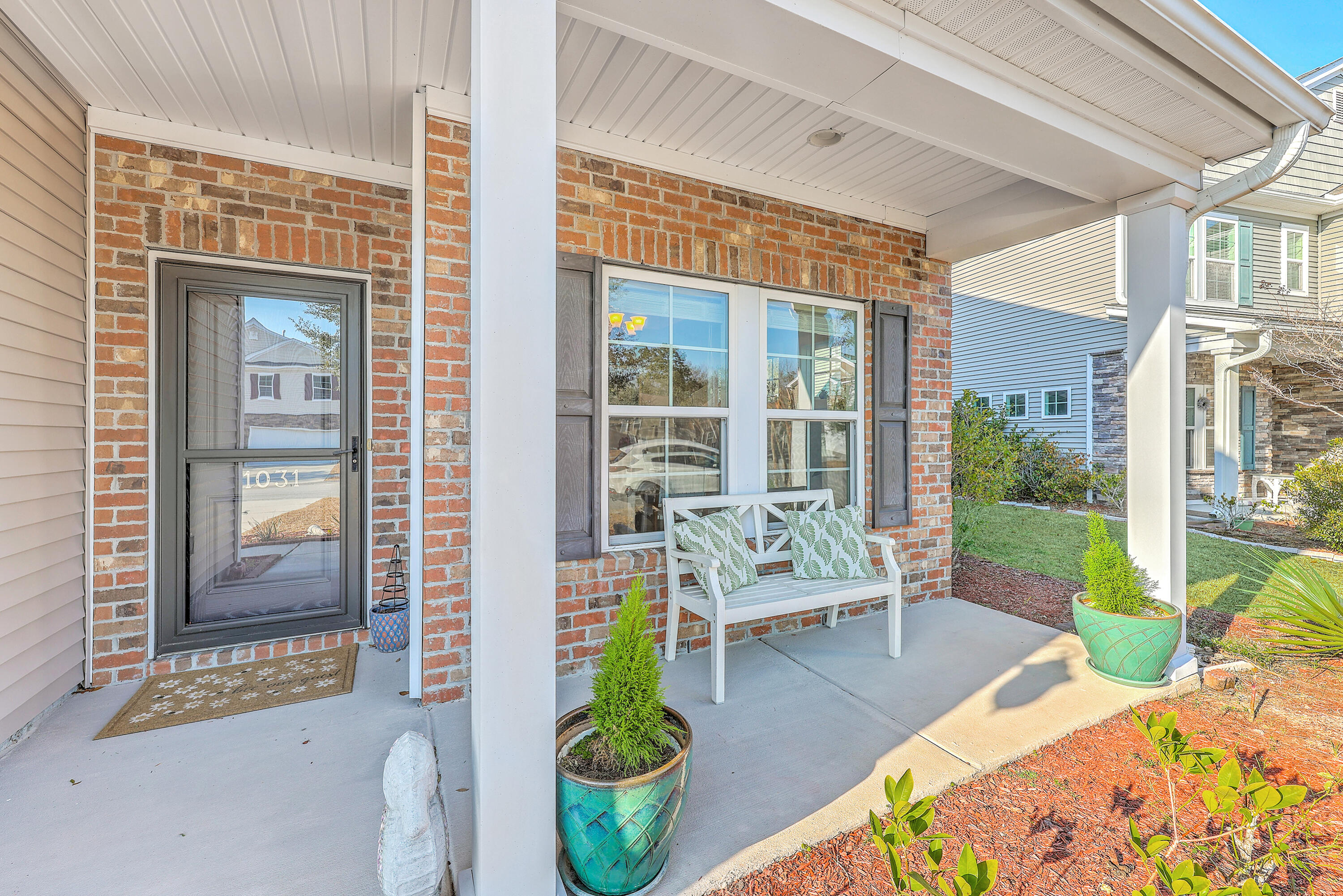 1031 Banker Court Mount Pleasant, SC 29429 - Photo 5 of 44 ZYN_5290_1_2_3_4_5_6