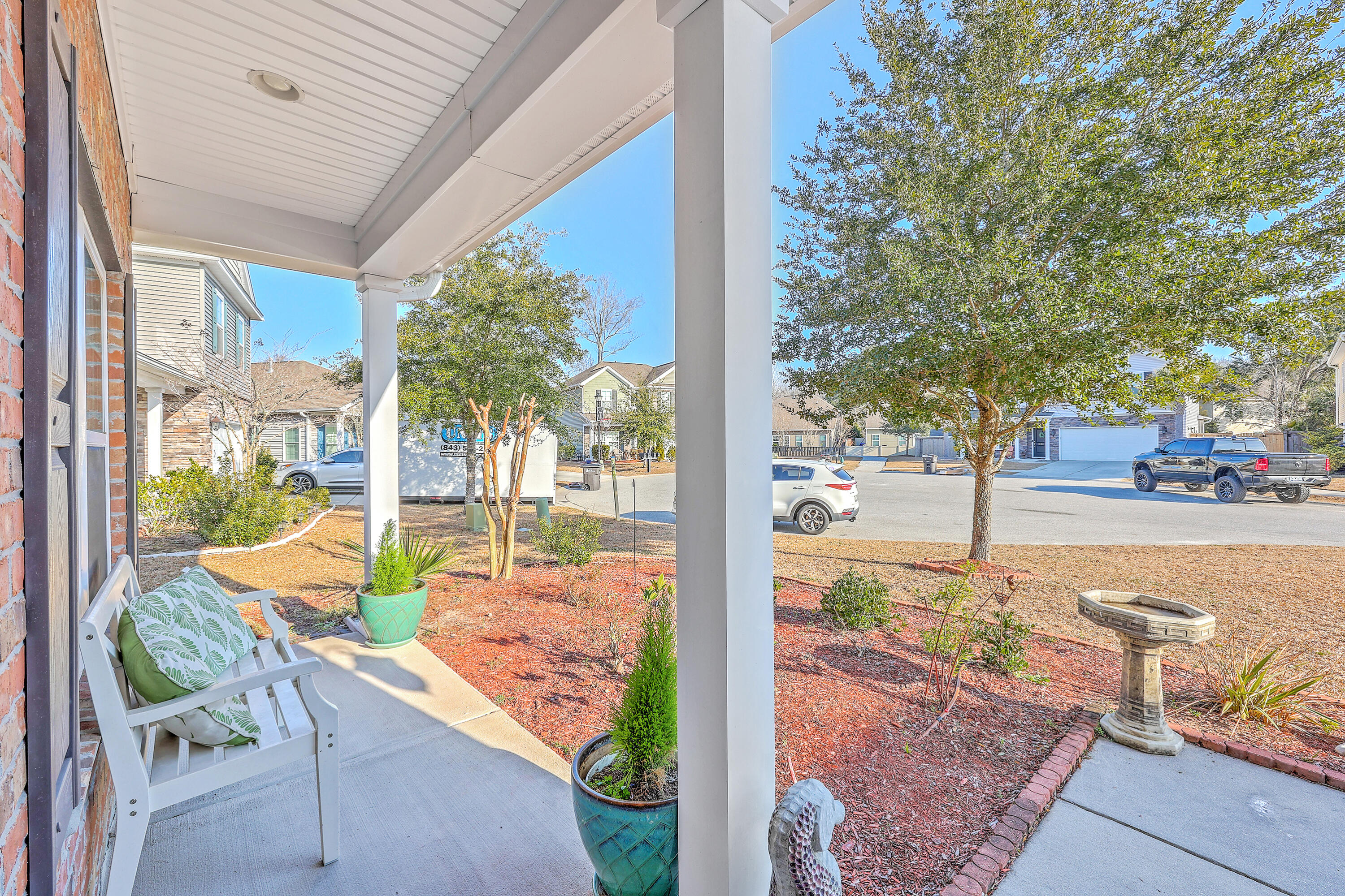 1031 Banker Court Mount Pleasant, SC 29429 - Photo 6 of 44 ZYN_5297_298_299_300_301_302_303
