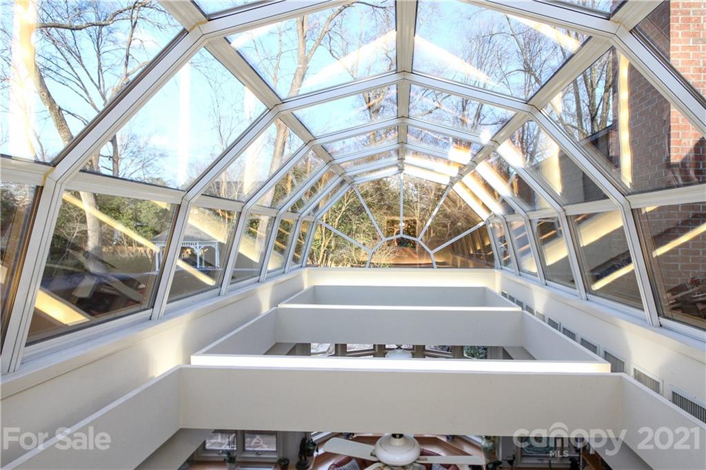 4015 Foxcroft Road Charlotte, NC 28211 - Photo 12 of 48 Gallery Image 12