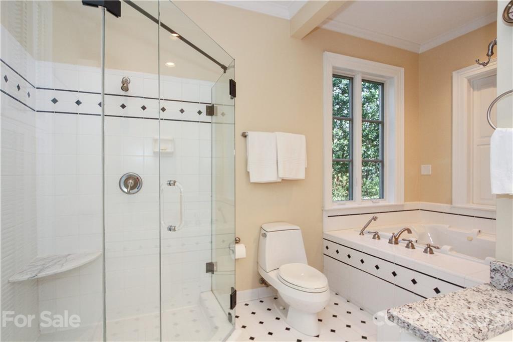 4015 Foxcroft Road Charlotte, NC 28211 - Photo 25 of 48 Gallery Image 25