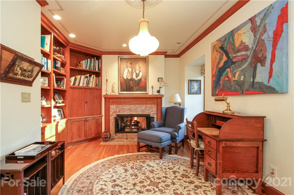 4015 Foxcroft Road Charlotte, NC 28211 - Photo 28 of 48 Gallery Image 28