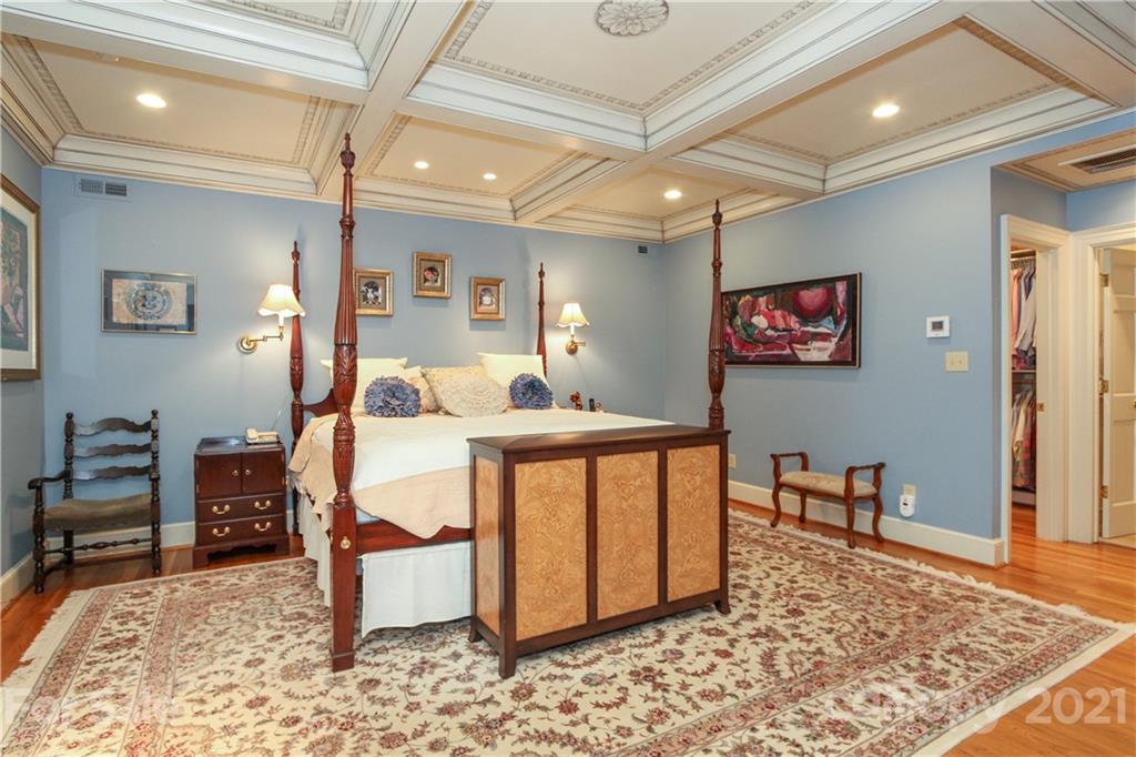 4015 Foxcroft Road Charlotte, NC 28211 - Photo 29 of 48 Gallery Image 29