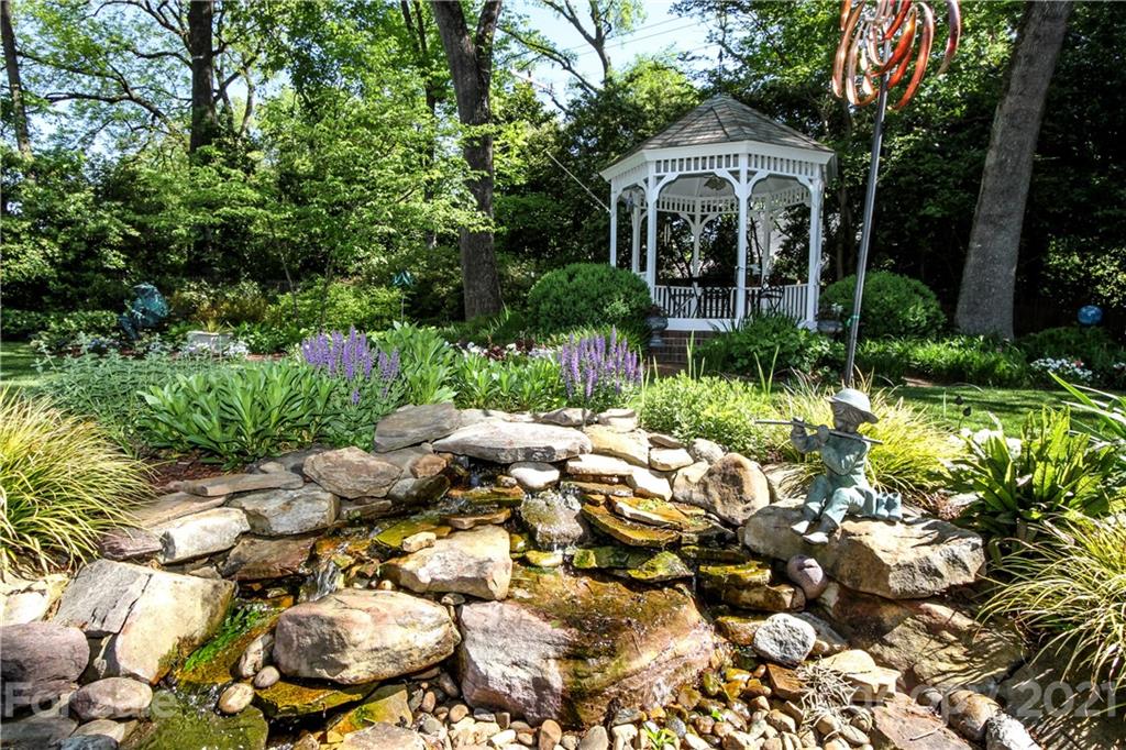 4015 Foxcroft Road Charlotte, NC 28211 - Photo 45 of 48 Gallery Image 45