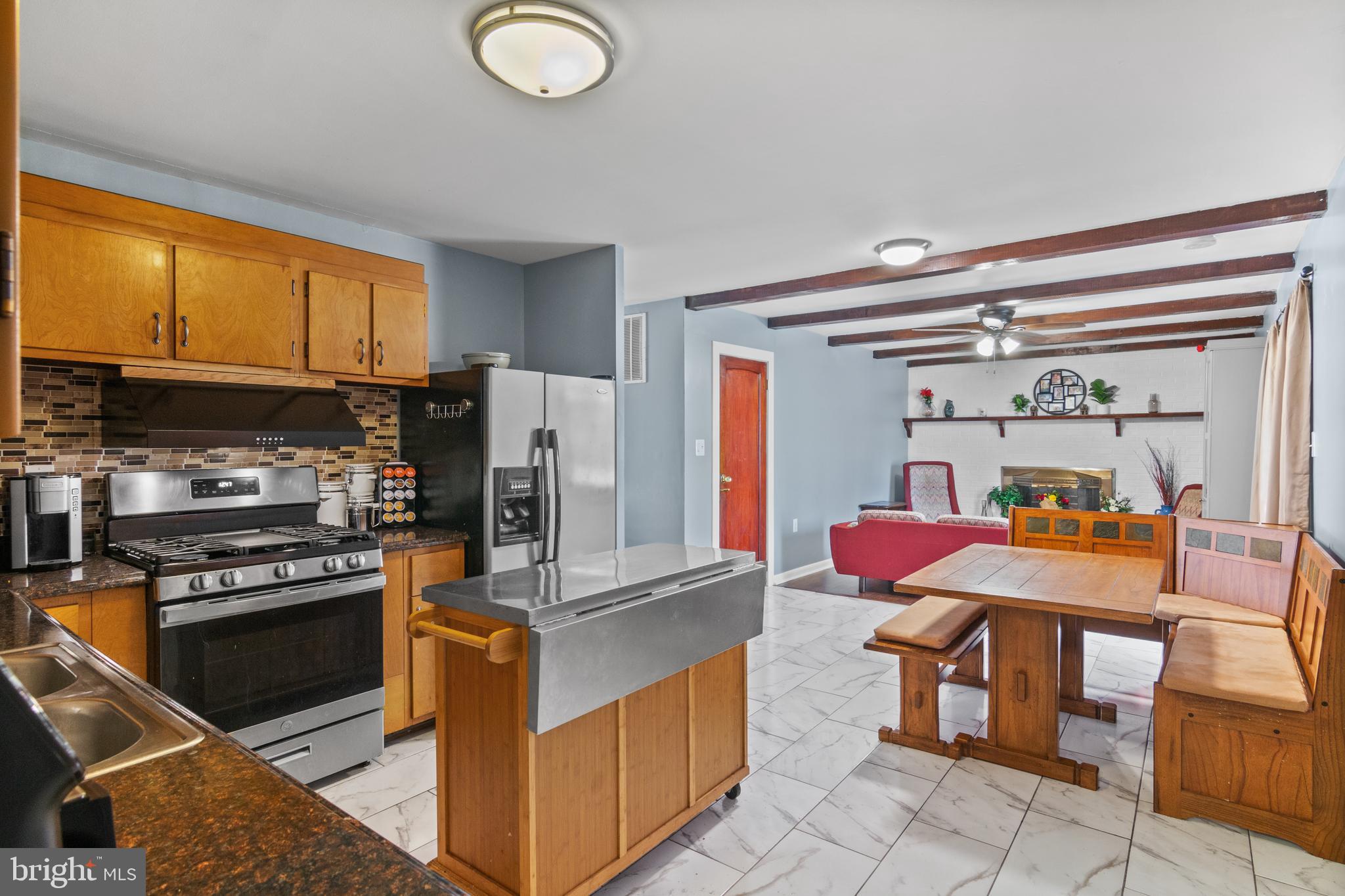 13332 Santa Anita Road Laurel, MD 20708 - Photo 8 of 35 Main Floor Kitchen