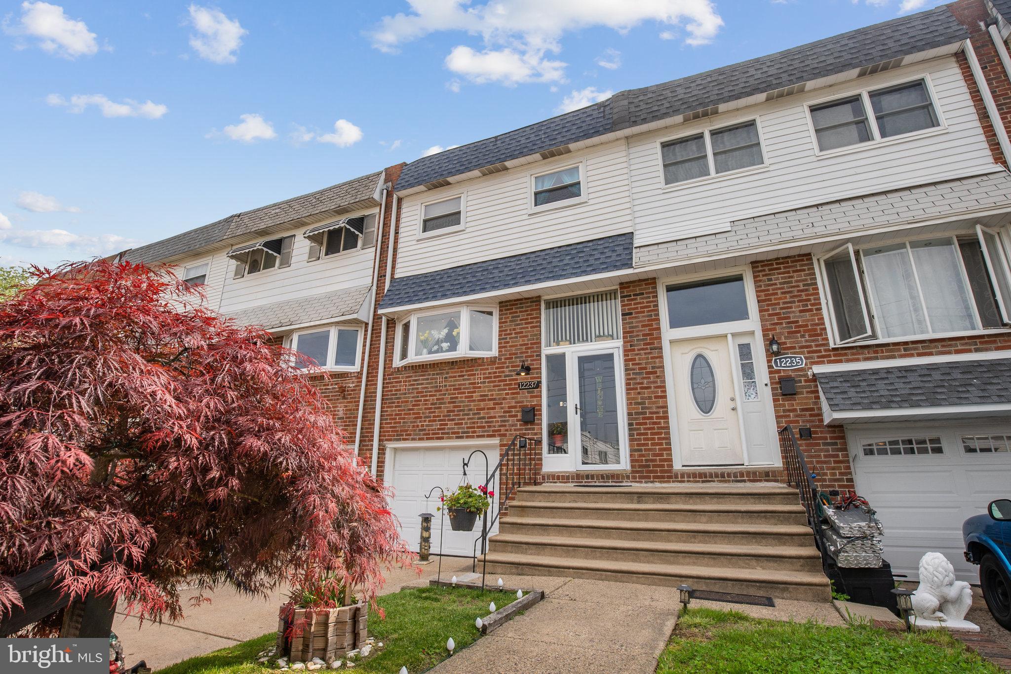 12237 Rambler Road Philadelphia, PA 19154 - Photo 3 of 30