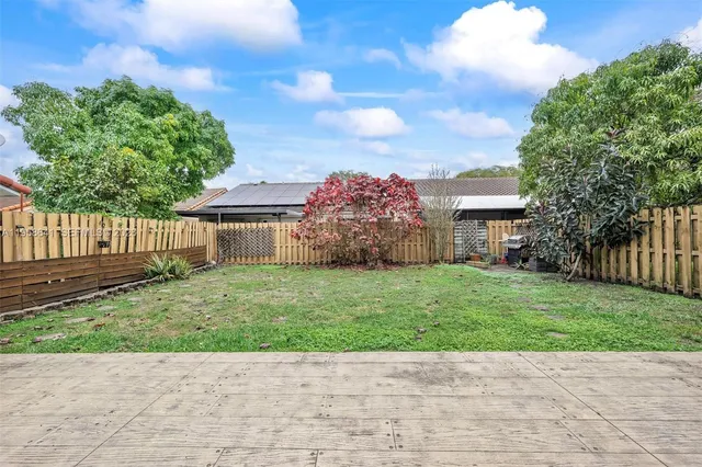 $630,000 | 9645 Southwest 151st Avenue, Miami, FL 33196