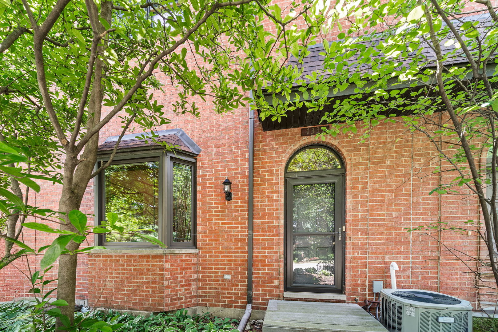 1339 East Central Road Arlington Heights, IL 60005 - Photo 2 of 25