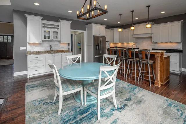 $1,495,000 | 15105 Froedtert Drive, Elm Grove, WI 53122