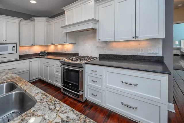 $1,495,000 | 15105 Froedtert Drive, Elm Grove, WI 53122