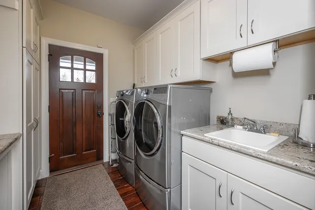 $1,495,000 | 15105 Froedtert Drive, Elm Grove, WI 53122