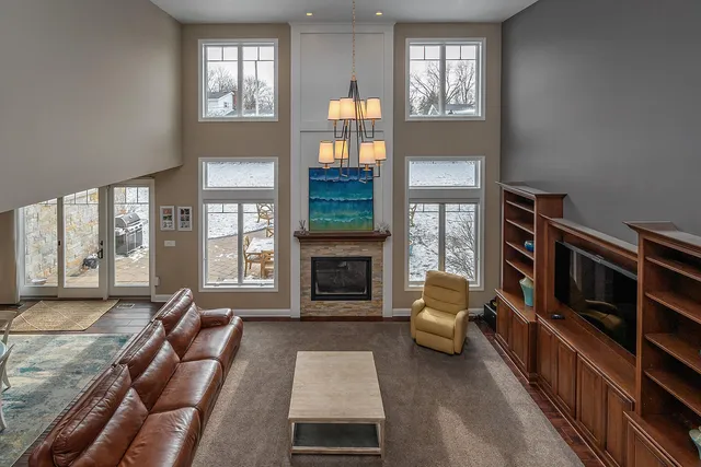 $1,495,000 | 15105 Froedtert Drive, Elm Grove, WI 53122