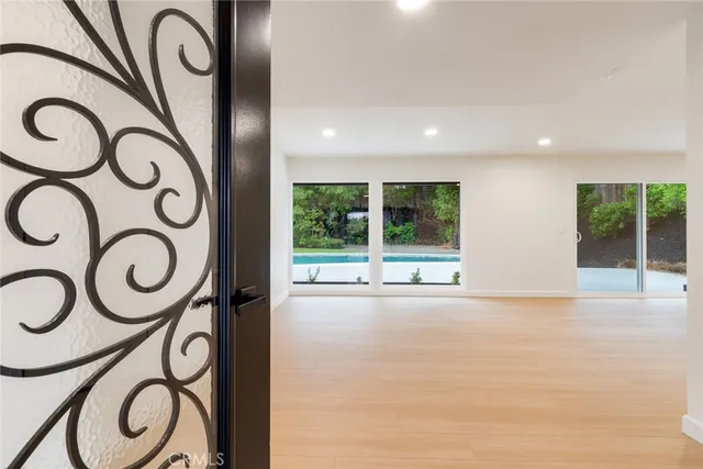 a view of a entryway