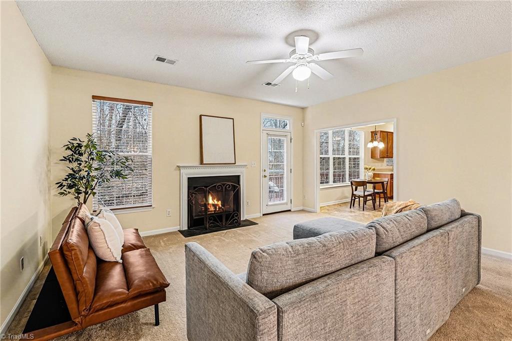 4512 Ridgefall Road Greensboro, NC 27410 - Photo 4 of 19 Living Room