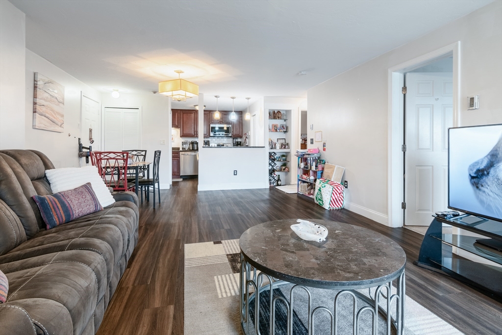 11 Gibbs Street, Unit H113 Worcester, MA 01607 - Photo 7 of 16