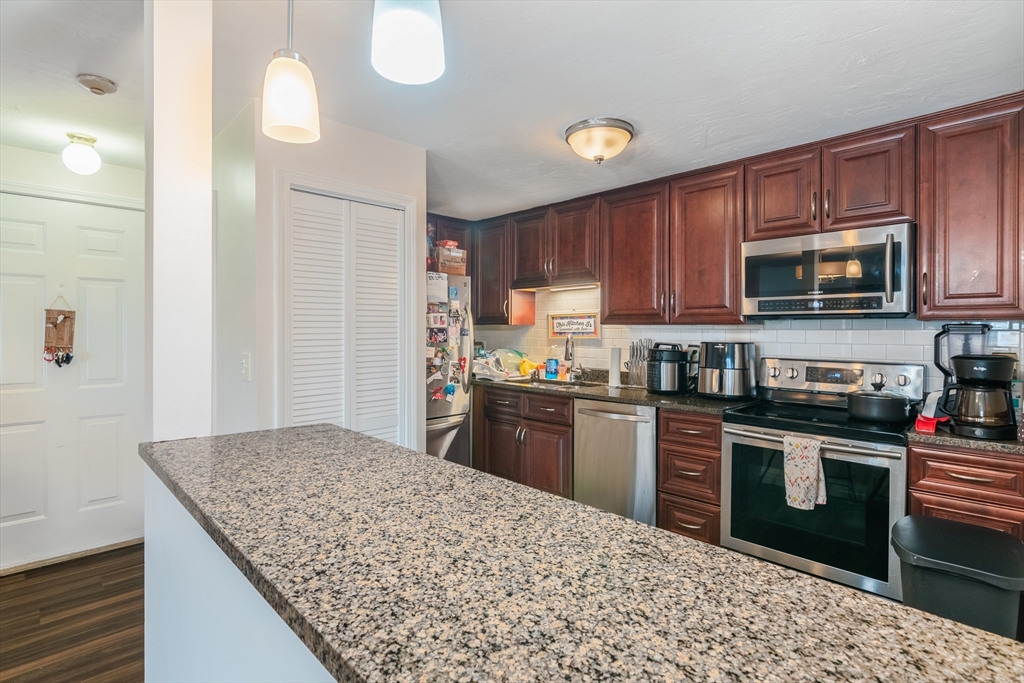 11 Gibbs Street, Unit H113 Worcester, MA 01607 - Photo 9 of 16