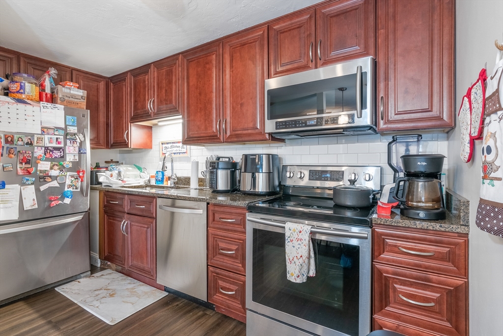 11 Gibbs Street, Unit H113 Worcester, MA 01607 - Photo 10 of 16