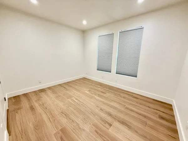 $2,500 | 16106 Archway Drive, Houston, TX 77082