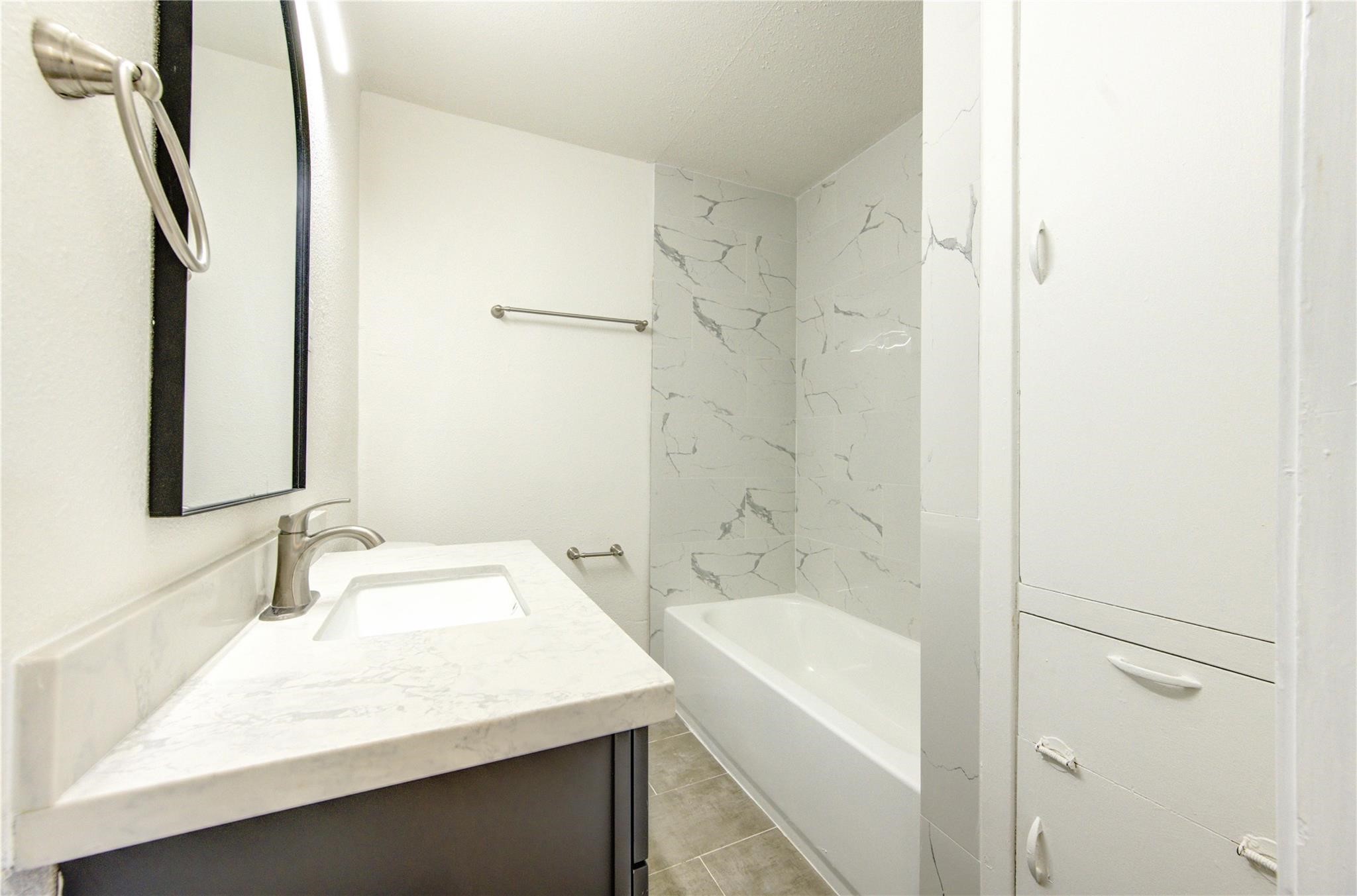 4914 Pershing Street Houston, TX 77033 - Photo 15 of 34