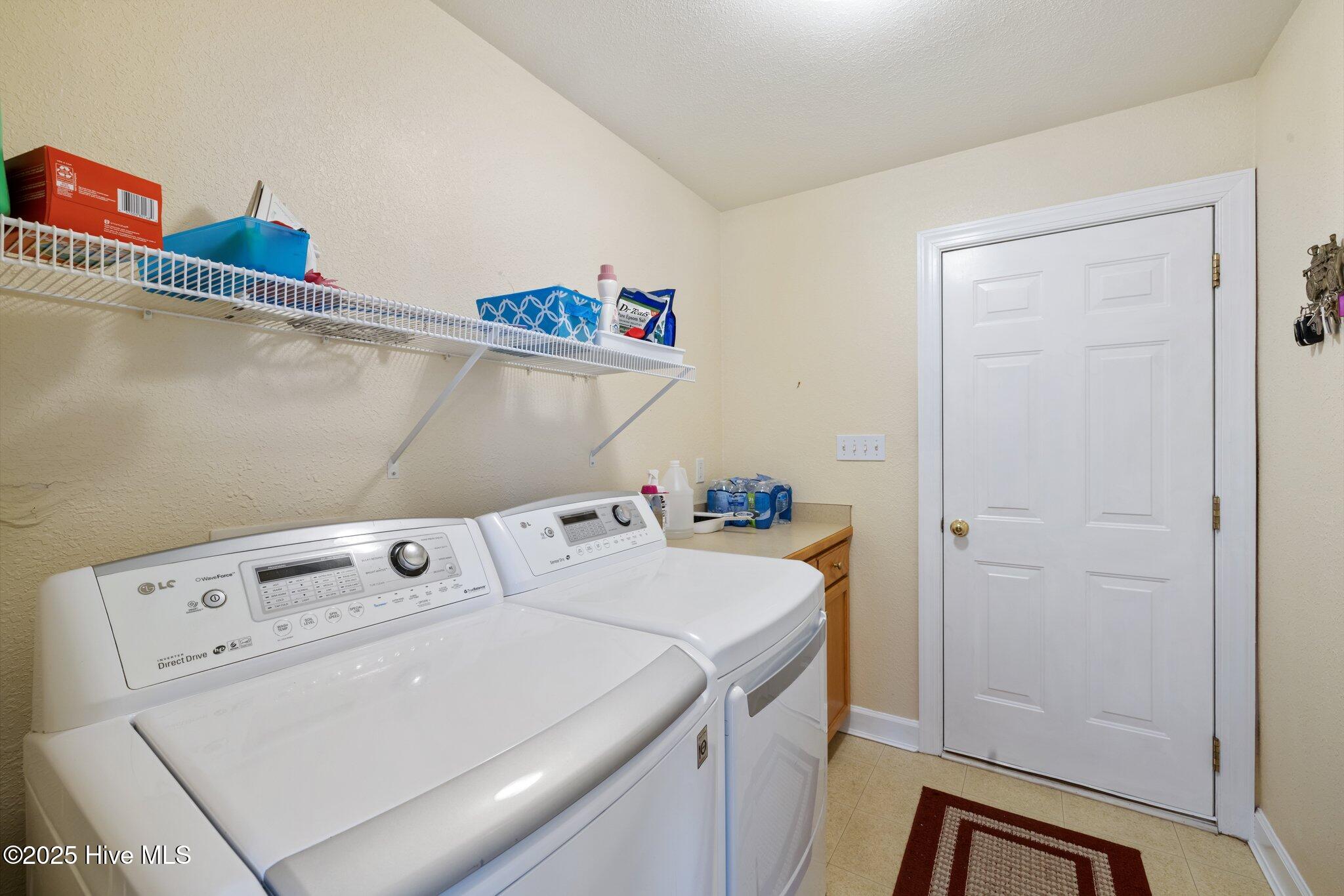 115 Currituck Sound Road Currituck, NC 27929 - Photo 19 of 30 Laundry Room